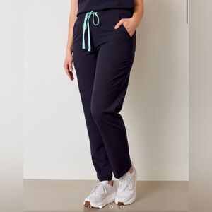 NWOT JULIETA NAVY GARDE MALADE SCRUB PANTS XS